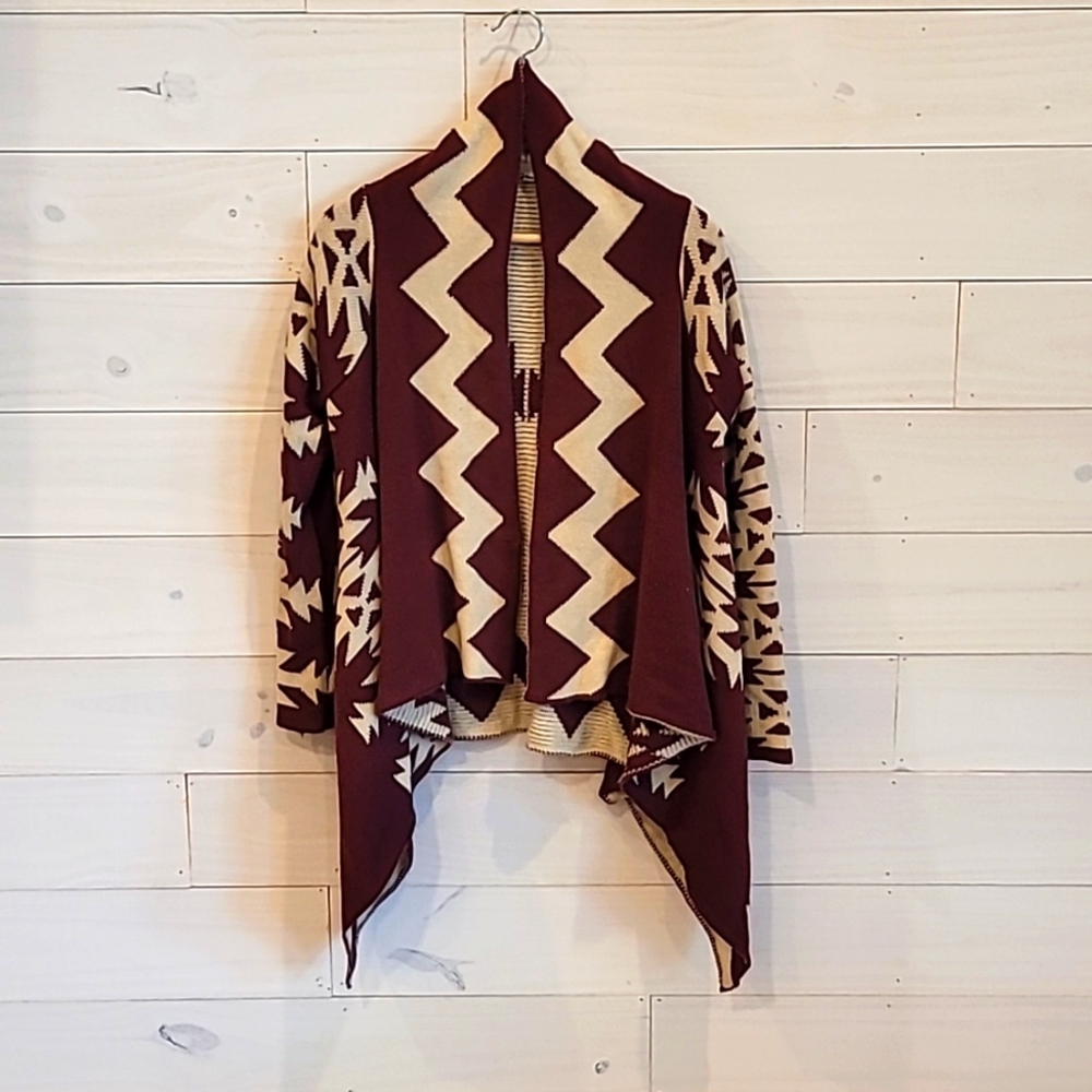 Aztec/Boho/Tribal/Southwestern, slouchy, longline Cardigan - Picture 2 of 4